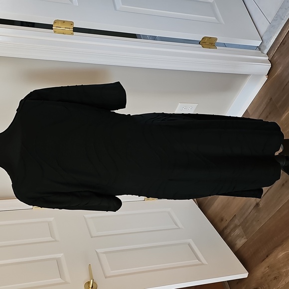 Dress - Picture 10 of 16